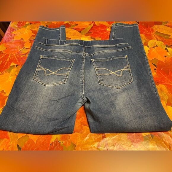 🌺3 for $30🌺Wall Flower Stretchy Denim Jeans, Size L. (J27) - Picture 3 of 6